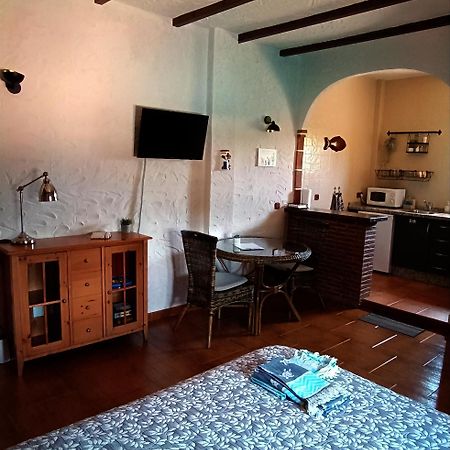 Villanueva del Rosario Cortijo Petra Bed & Breakfast エクステリア 写真