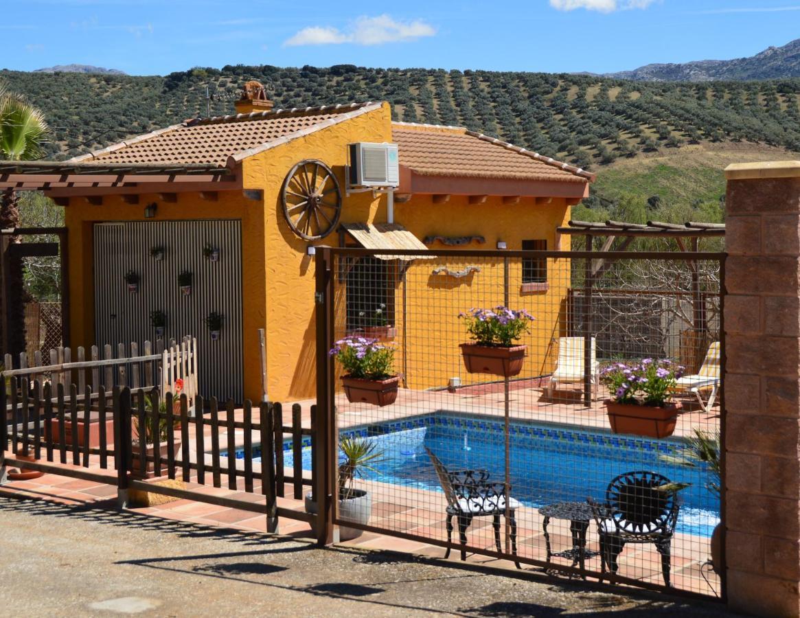 Villanueva del Rosario Cortijo Petra Bed & Breakfast エクステリア 写真