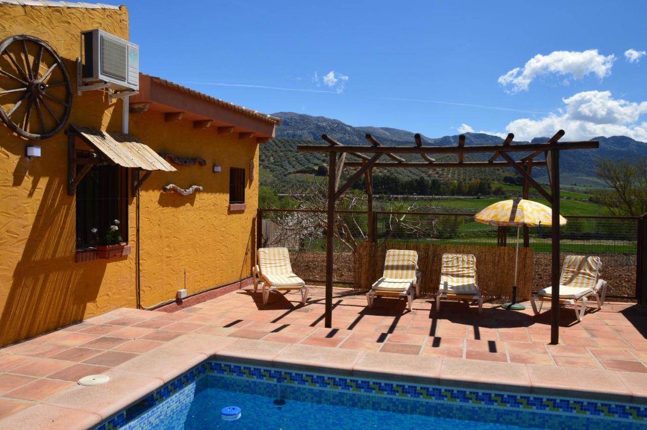 Villanueva del Rosario Cortijo Petra Bed & Breakfast エクステリア 写真